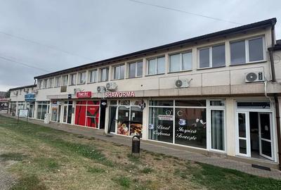 Spațiu comercial, de 14 mp, în P-ța Doina - 4