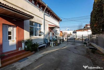 Spațiu comercial, de 146 mp, în Central - 12