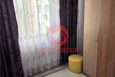 Apartament cu 3 camere decomandat în Sud