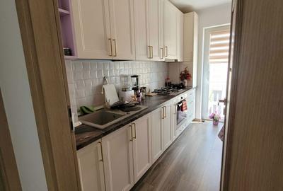 Apartament cu 3 camere decomandat în Exterior Vest - 2