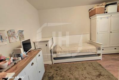 Apartament cu 2 camere decomandat, mobilat în Borhanci