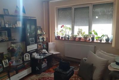 Apartament cu 2 camere semidecomandat în Central - 2