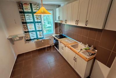 Apartament cu 3 camere semidecomandat în Gheorgheni