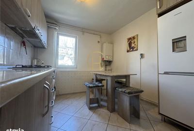 Apartament cu 2 camere semidecomandat în Podu Roș - 1