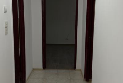 Apartament cu 2 camere decomandat în Gorjului - 21