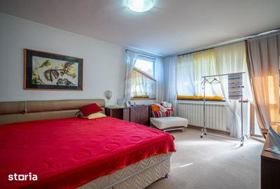 Casă cu 5 camere cu Teren 680 Mp în Central - 11