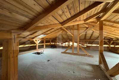 Casă cu 4 camere cu Teren 1760 Mp în Central - 12