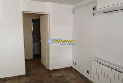 Spațiu comercial, de 40 mp, în Cetate - 2