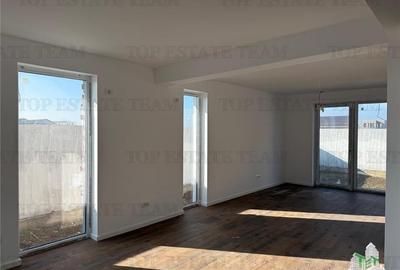 Duplex cu 4 camere cu Canalizare în Tunari - 2