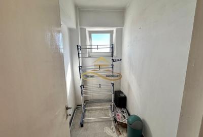 Apartament cu 3 camere decomandat, mobilat în 9 Mai - 13