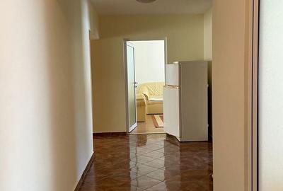 Apartament cu 4 camere decomandat în Central - 3