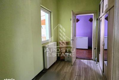Casă cu 3 camere cu Canalizare în Central - 3