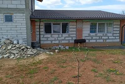 Casă cu 4 camere cu Teren 538 Mp în Priseaca - 10