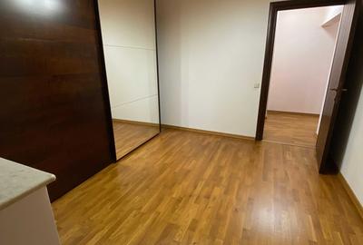 Apartament cu 3 camere decomandat în Crângași - 12