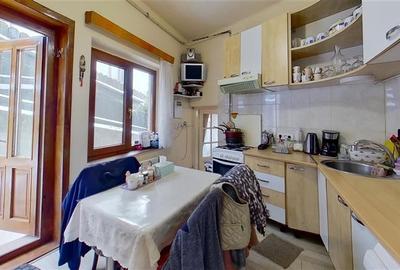 Casă individuală cu 2 camere cu Canalizare în Centrul Istoric - 11