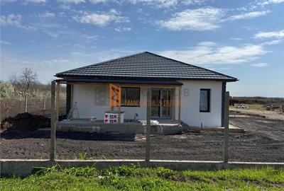 Casă individuală cu 4 camere cu Canalizare în Merei - 4