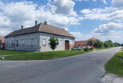 Casă cu 4 camere în Central - 8