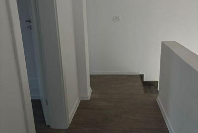 Casă cu 4 camere în Moșnița Veche - 3