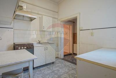 Casa saseasca de renovat, cu teren, Scheii Brasovului - 12