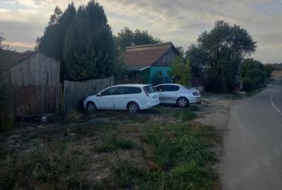 Casă cu 2 camere cu Teren 2200 Mp în Bodrogu Nou - 1