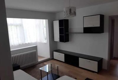 Apartament cu 2 camere, zona Cantemir - Pod de Piatra