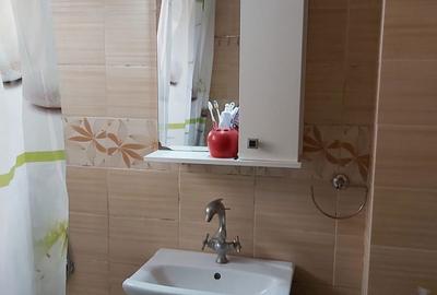 Apartament cu 3 camere semidecomandat în Central - 4