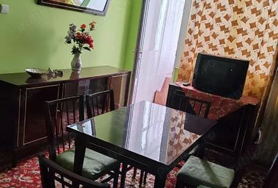 Apartament cu 3 camere semidecomandat în Central - 14