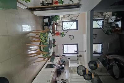 Casă cu Canalizare în Central - 5