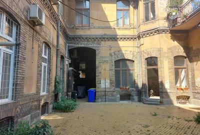 Apartament cu 3 camere semidecomandat, mobilat în Ultracentral