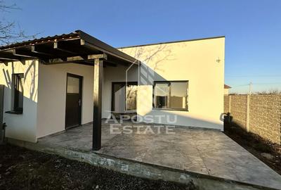 Casă cu 3 camere cu Canalizare în Bucovăț (Remetea Mare) - 6