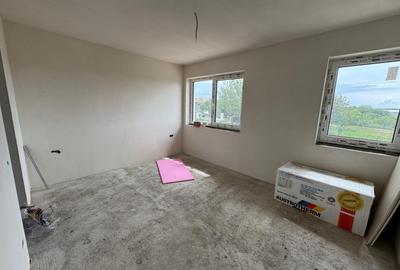 Duplex de vanzare, 120 mp,+332 mp. curte, sat Tureni, 159900 Eur - 5