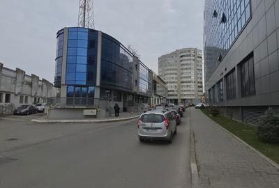 Spațiu comercial, de 316 mp, în Central - 8