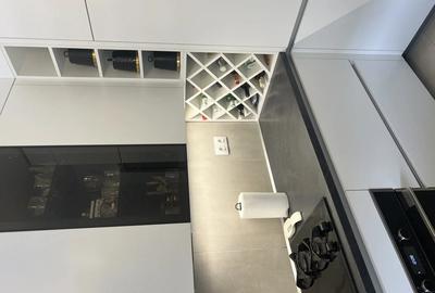 Apartament cu 2 camere decomandat în Tractorul - 9