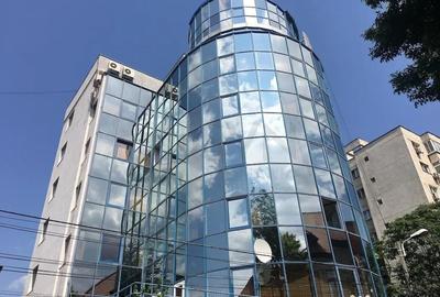Spațiu comercial, de 2,530 mp, în Victoriei - 3