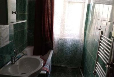 Apartament cu 3 camere în Dărmănești