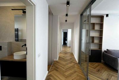 Apartament cu 4 camere decomandat în Central - 13