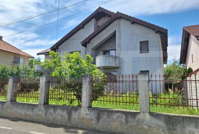 Vila mare, 520 mp, teren mare, 1100 mp, Ghiroda-Timisoara!