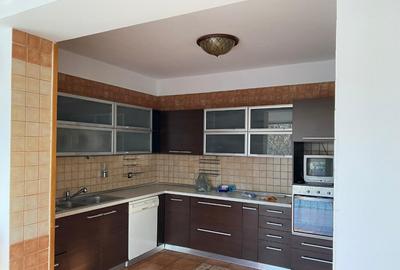 Zona Baneasa,Vila, superba, spatioasa, piscina,curte generoasa,etc.. - 7