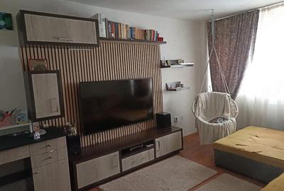 Apartament cu 3 camere decomandat în Găvana - 5