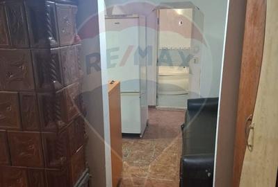 Apartament cu 3 camere decomandat, mobilat în Central - 3