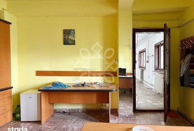Casă cu 5 camere semidecomandat cu Teren 893 Mp în Ciupercenii Noi - 6