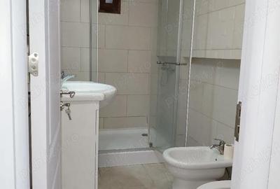Apartament cu 3 camere decomandat în 1 Decembrie - 7