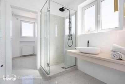 Apartament cu 3 camere, mobilat în Romană