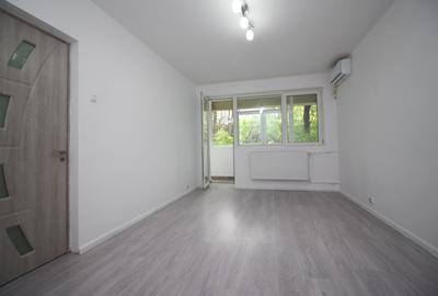 Apartament cu 2 camere decomandat în Titan - 1