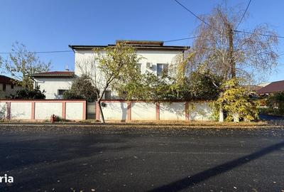 Casă cu 4 camere în Central - 1