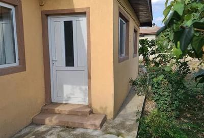 Casă cu 6 camere cu Teren 1400 Mp în Central - 16