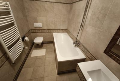 Apartament cu 3 camere decomandat, mobilat în Central - 19