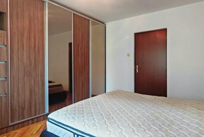 Bd. Unirii - vedere Bulevard - Piata Constituției, Apartament spatios la cheie - 11