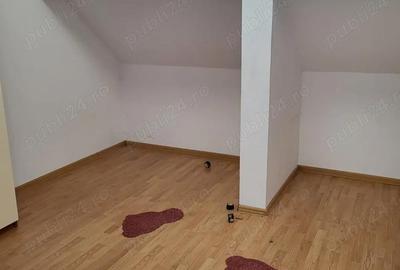 Casă cu 4 camere în Sarichioi - 2