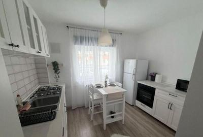 Garsonieră decomandată în Vitan